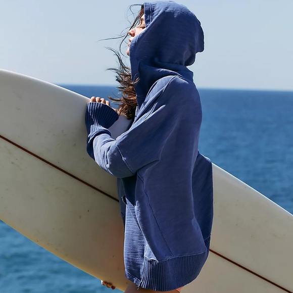 FREE PEOPLE Solid Honey Dove Pullover in African Violet S - Picture 2 of 6